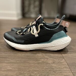 Adidas Ultraboost 21 Parley Carbon sz 8.5